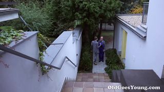 Apu és a haverja durván alám baszta
