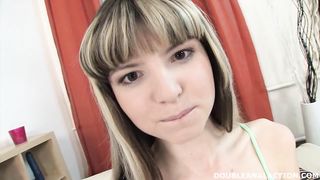 18 éves csöcsös csoki kisasszony