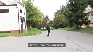 Amatőr tini nőci akar egy pici pénzt