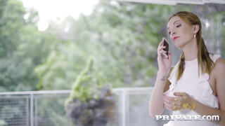 My Friends Hot Moms - Sovereign Syre és a fiatal bájdorong