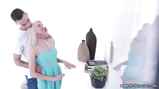 X-Sensual - Ariadna a felizgult tini nőci