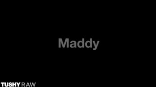TUSHYRAW - Izzy Lush két pélót kap