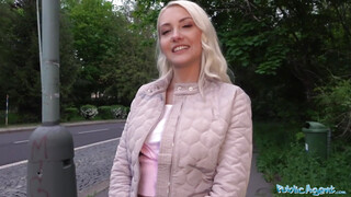 Public Agent - Óriás didkós néger tini pénzért kúr