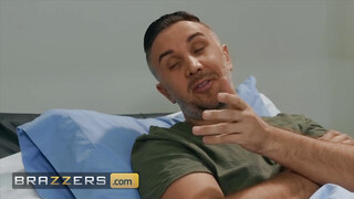 BRAZZERS - Jolee Love a méretes tőgyes fiatal hölgyemény