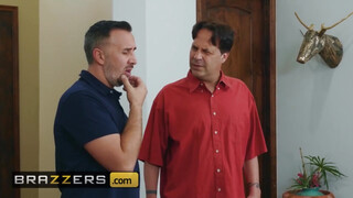 BRAZZERS - Jessica Jaymes és a perverz masszőr