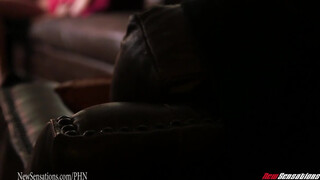 New Sensations - Alina Li apuci kicsike csaja