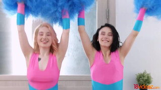 18videoz - Luna Umberlay a 18 éves tini nőci