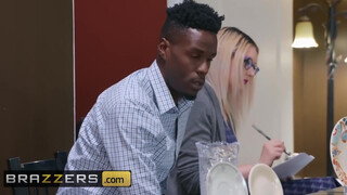 Brazzers - Alexis Fawx a baszós szuperhős