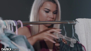 Brazzers - Cathy Heaven edzés előtt közösül egy nagyot