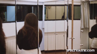 5KPORN - Latina lány hátsó bejáratba rakva