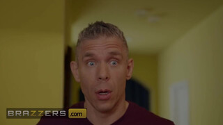 Brazzers - Savannah Bond élvezi ha kúrják