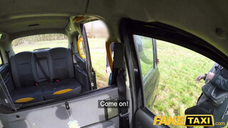 Fake Taxi - Tiffany Rousso a magyar dögös milf