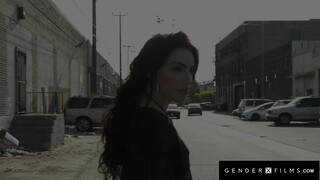 GenderX - Néger transzvesztita picsa pélót akar