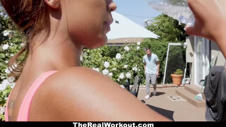 TheRealWorkout - 18 éves tini spiné jóga után