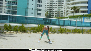 TheRealWorkout - a strandon szedtem fel ezt a csajszit