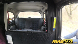 FakeTaxi - Jasmine Webb benne van a dugásban