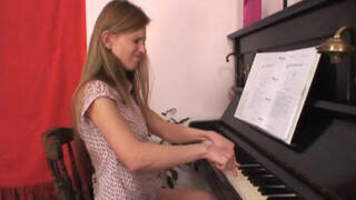 ULTRAFILMS - Gina Gerson a medence parton közösül