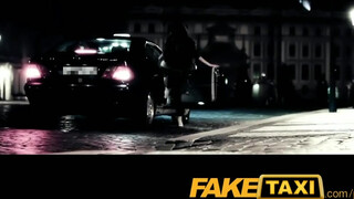 Fake Taxi - Julia de Lucia a dögös kolumbiai diáklány