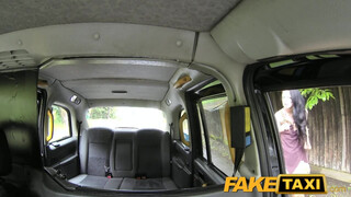 Fake Taxi - Barbie Sins a csöcsös világos szőke milf