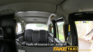 Fake Taxi - Jasmine Lau a hátsó ülésen