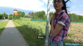 Public Agent - frufrus kisasszony durván megdugva