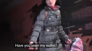 Public Agent - nem is olyan ártatlan ez a pici vörös bula