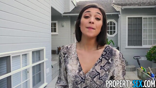 PropertySex - a famer megbassza az ingatlanos puncit