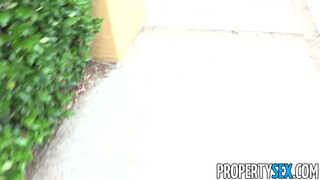 Young anal Tryouts - vörös hajú pici tini popsiba rakva