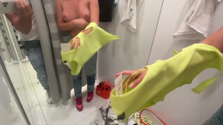 Cock2squirt - Méretes tőgyes picsa az kocsiban