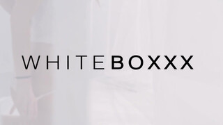 WhiteBoxxx - megujjaztam magam a csávóm mellett