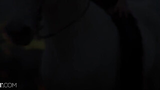 SLAYED - Anissa Kate és Violet Myers egymásnak esnek