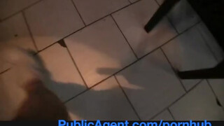 PublicAgent - orosz szép seggű nőci