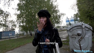 PublicAgent - Lulu Jung a hippi kiscsaj