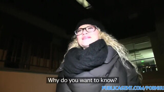 PublicAgent - Méretes kannás csaj benne van a dugásban