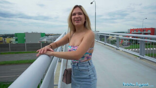 Public Agent - Chloe Chevaleir a hatalmas seggű francia picsa