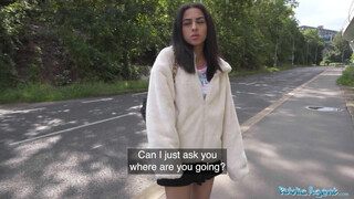 Public Agent - Daisy Lee a nagyon dögös világos szőke milf