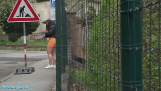 Public Agent - Arina Shy a félénk fiatal kiscsaj