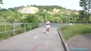 Public Agent - Méretes kannás szép seggű picsa