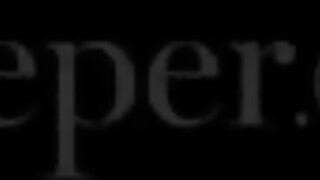 Deeper - Queenie a izgató hatalmas csöcsű milf