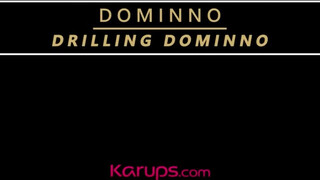 Karups - Dominno a nagy tőgyes milf