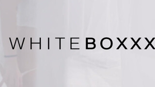 WhiteBoxxx - Vinna Reed a fullos cseh hölgyemény