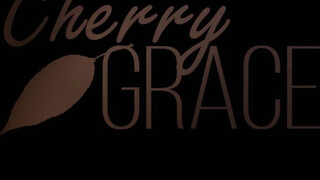 Cherry Grace a méretes didkós barátnő