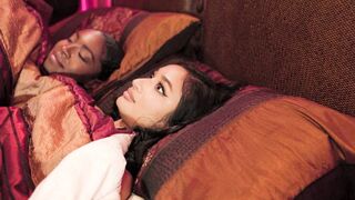 Amari Anne el sem hiszi, milyen jól nyali ribancot Avery Black!