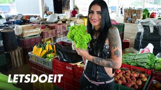 Fekete bige melina zapata felvett mély dugásra érett puncijába - latin amerikai milf