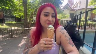 Vörös argentin csajszi imádja a fagylaltot, végül a farkamat cumizza