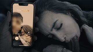 Tini csajszi megcsalja a pasiját és leszopja a méretes pélót