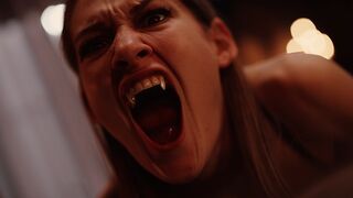 Sötét Vágyak Kastélya - Vampired Csábításában Egy Gyönyörű Világos Szőke Úrnő és Egy Szemérmes Bige Tiffany Tatummal és Leana Lovings-szal